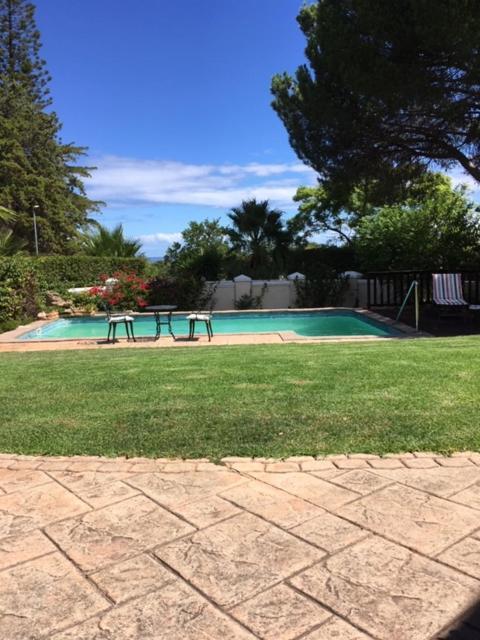Golf And Garden Guesthouse Somerset West Eksteriør billede