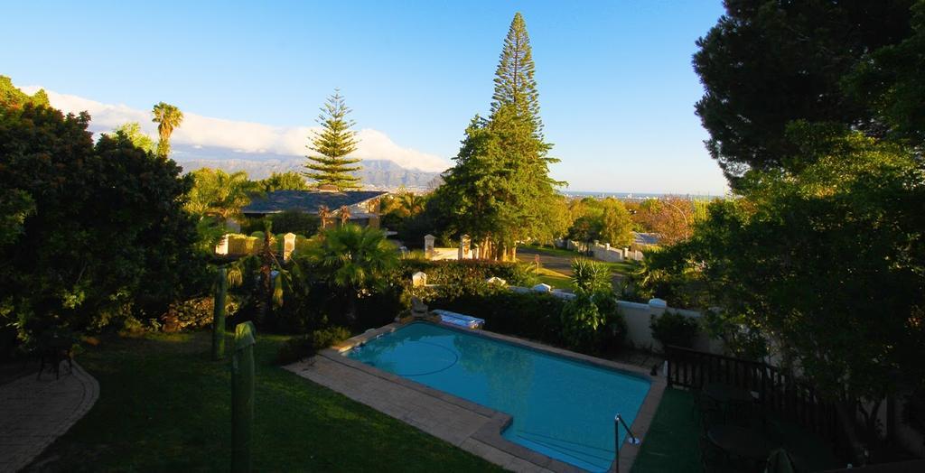 Golf And Garden Guesthouse Somerset West Eksteriør billede